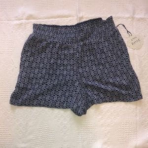 KNOX ROSE pull on shorts